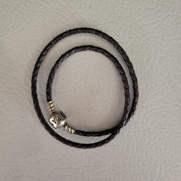 PANDORA double PURPLE LEATHER  charm bracelet. - Picture 5 of 5